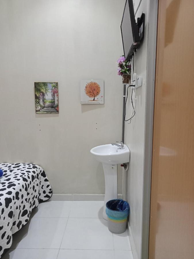 Desa Besut Inn Kampung Kuala Besut Ngoại thất bức ảnh