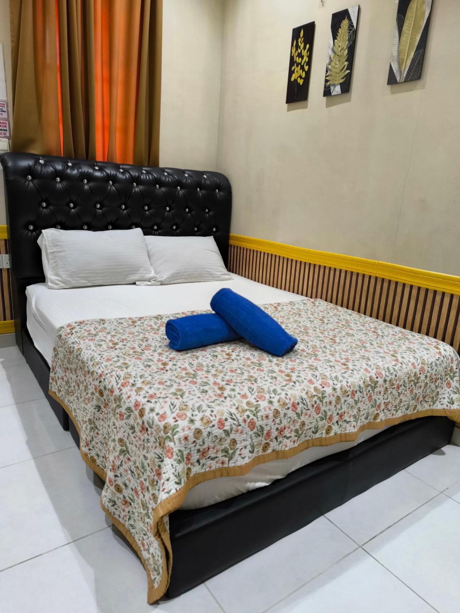 Desa Besut Inn Kampung Kuala Besut Phòng bức ảnh