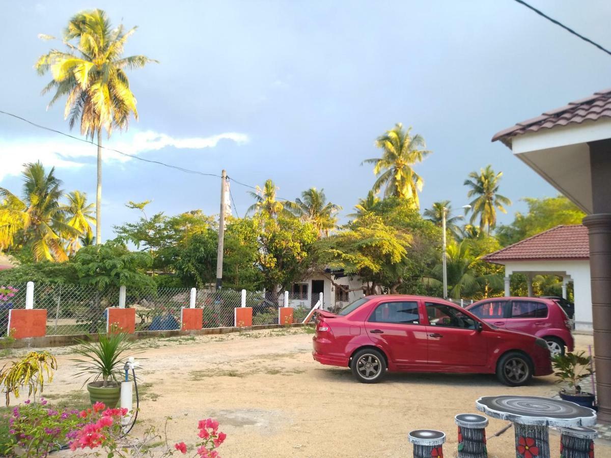 Desa Besut Inn Kampung Kuala Besut Ngoại thất bức ảnh